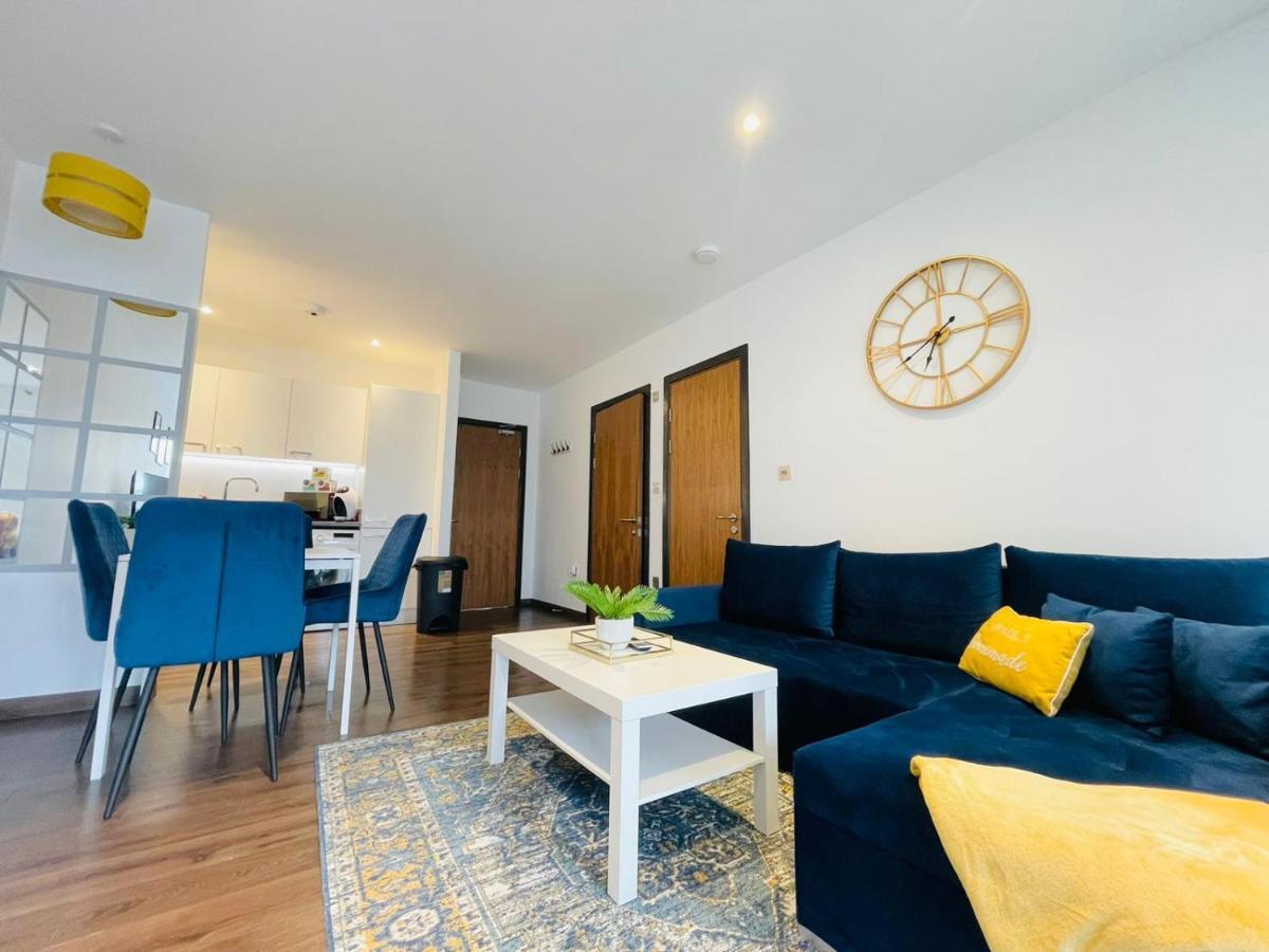 Park Street Apartment Luton By Hostaguest Eksteriør billede